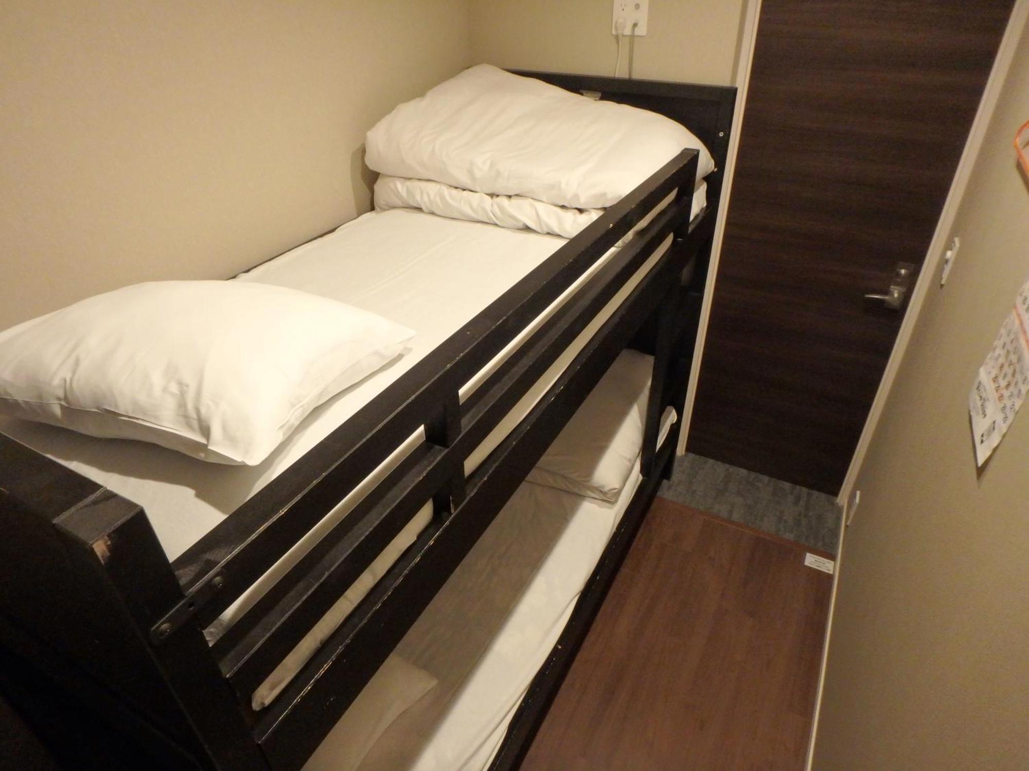 Economy Hotel Hoteiya — Photos 3