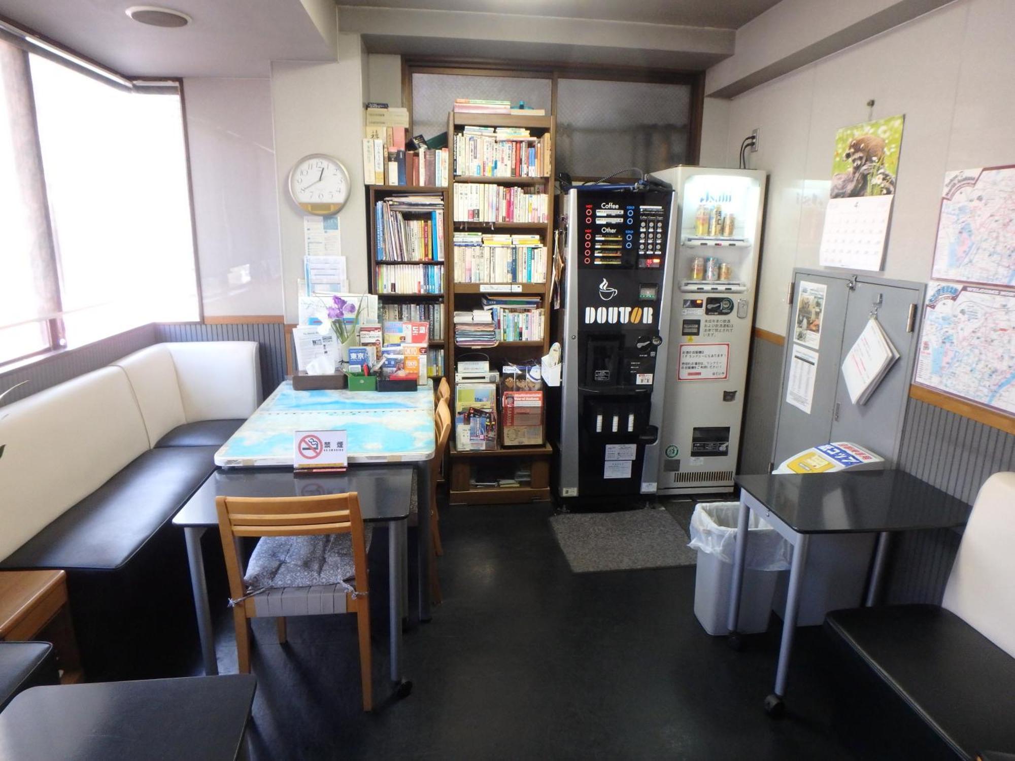 Economy Hotel Hoteiya — Photos 2